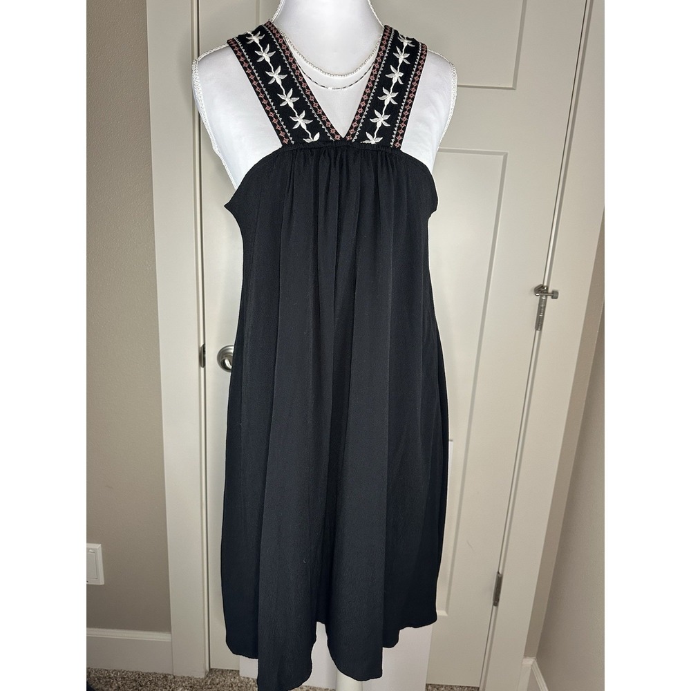 Cupcakes and Cashmere Black Embroidered Halter Dress Womens Small Boho Open Back